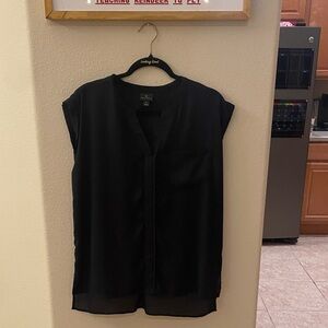Worthington Classic Black Blouse LG